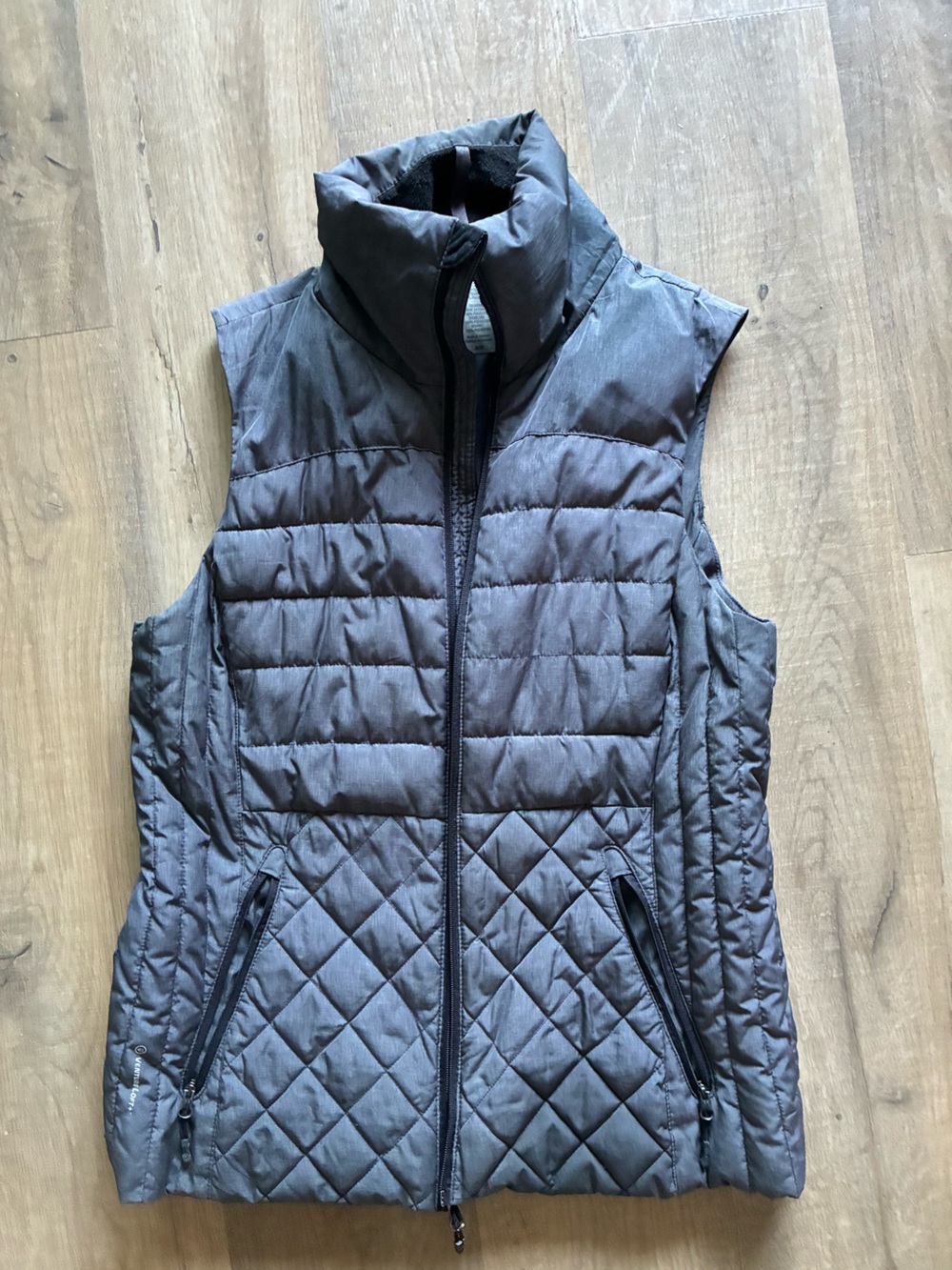 Champion Quilted Puffer Vest in Charcoal